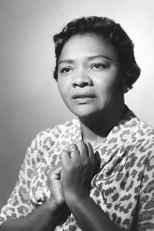 Actor Juanita Moore