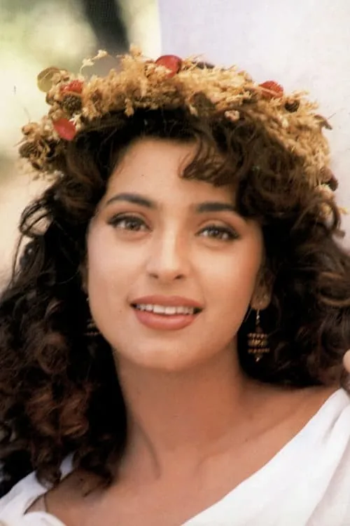 Juhi Chawla Mehta interpretando a Bhagh Bhari