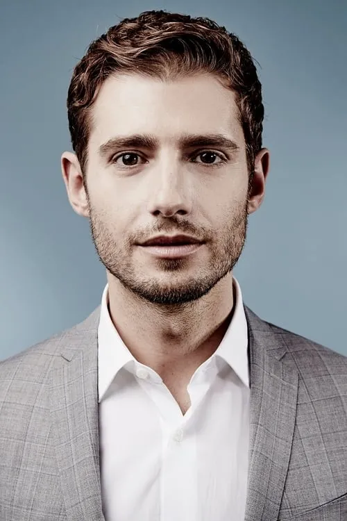 Julian Morris interpretando a Jack (of All Trades)