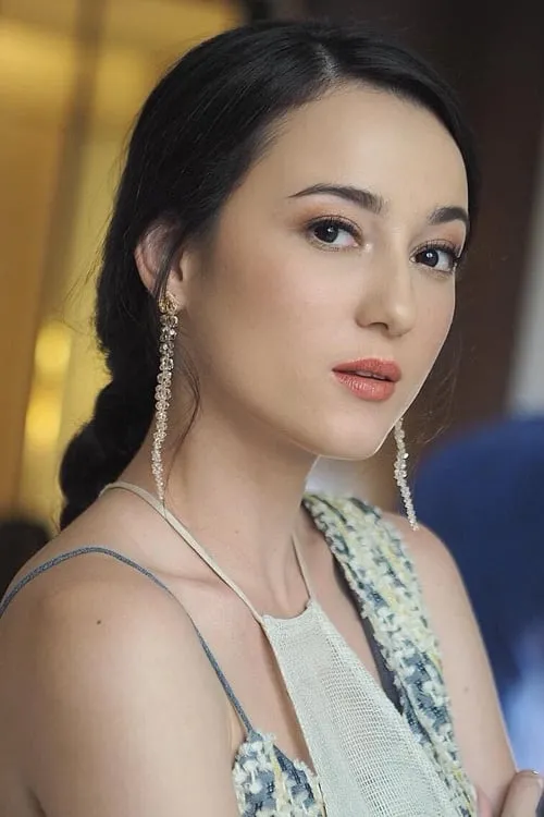 Actor Julie Estelle