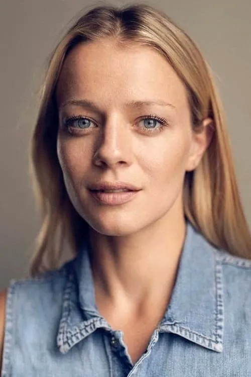 Foto de perfil del actor Julie McLellan en el reparto