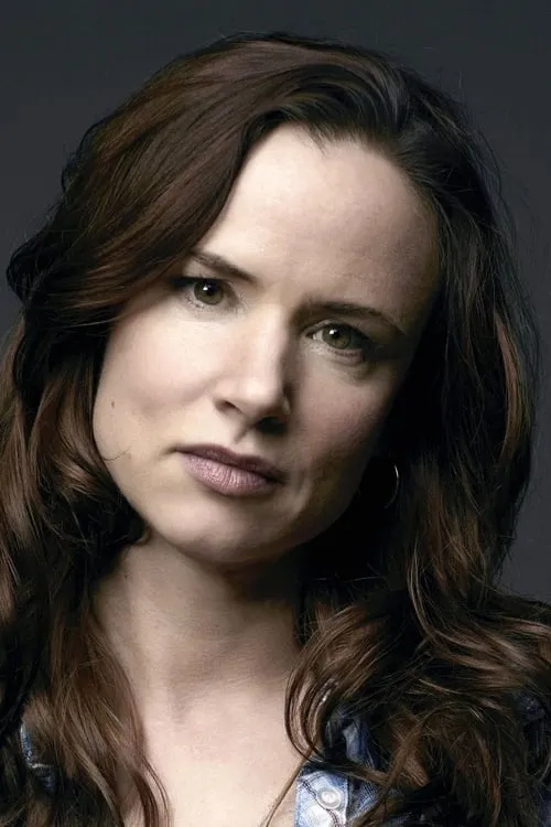 Juliette Lewis interpretando a Mary Ash