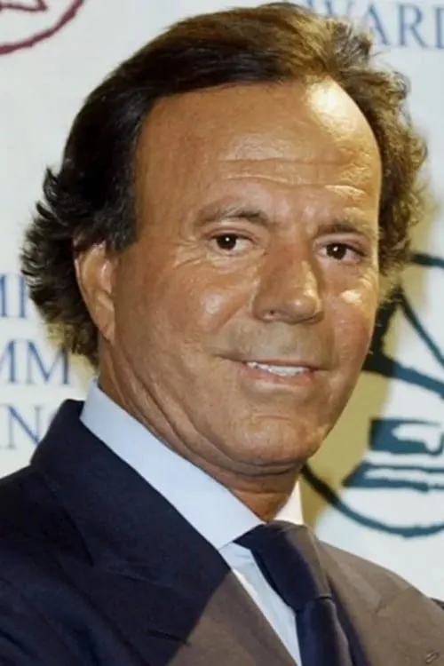 Isa Lorenz ha trabajado con Julio Iglesias en 1 ocasiones