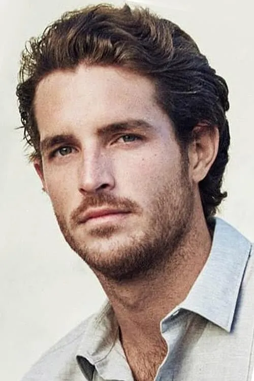 Justice Joslin interpretando a Justice