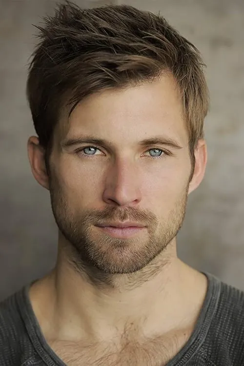 Actor Justin Deeley