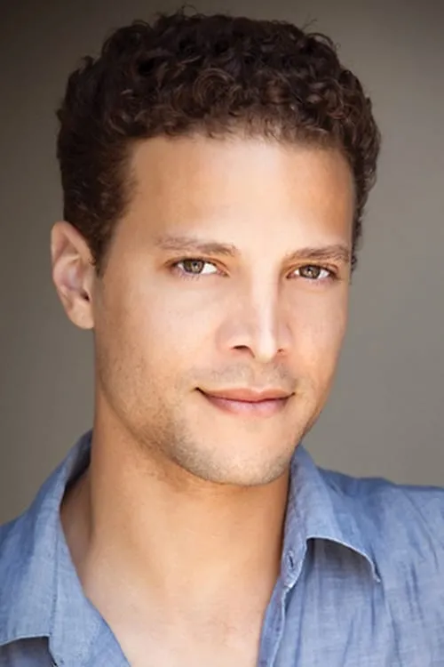 Actor Justin Guarini