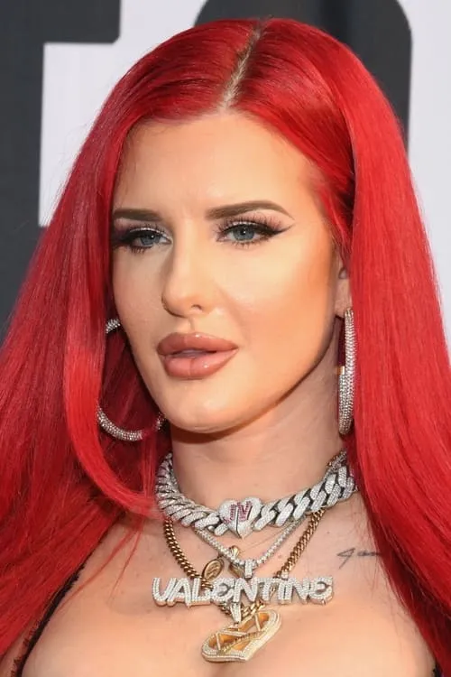 Justina Valentine interpretando a Missy