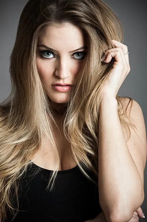 Actor Justine Ezarik