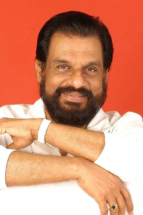 K. J. Yesudas interpretando a Himself (Cameo)