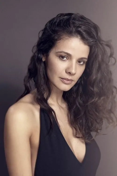 Actor Kahina Carina