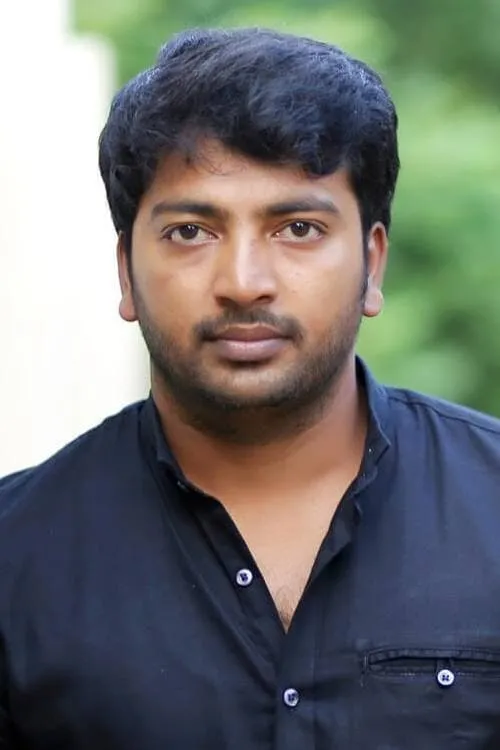 Kalaiyarasan interpretando a Vetriselvan