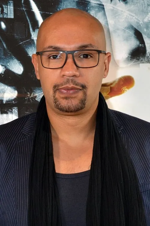 Actor Kamel Laadaili