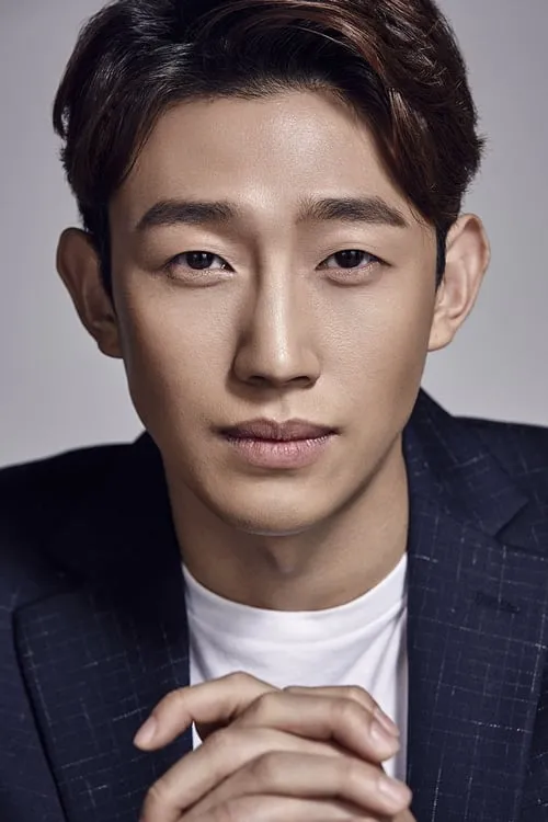 Kang Ki-young en el reparto