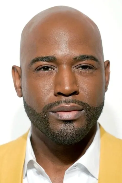 Karamo Brown interpretando a Self