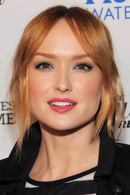 Kaylee DeFer en el reparto