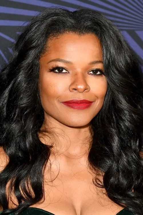 Keesha Sharp interpretando a Gina Morgan