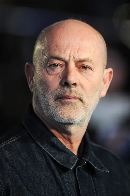 Keith Allen interpretando a Himself