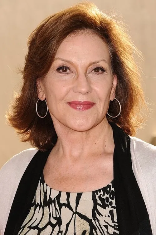 Kelly Bishop interpretando a Sylvia Weinstein