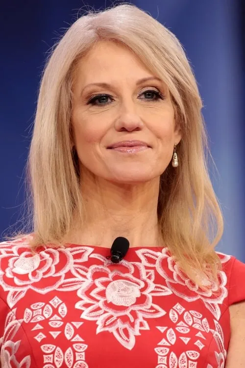 Kellyanne Conway interpretando a Self