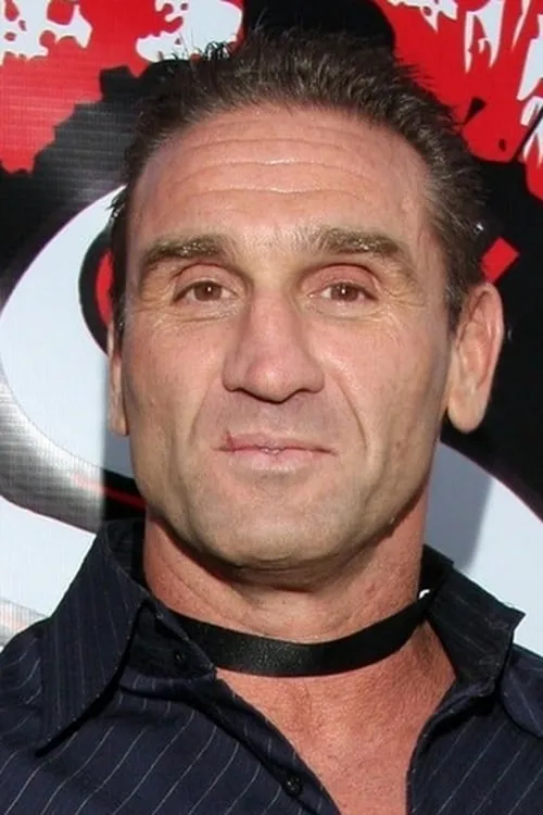 Ken Kilpatrick interpretando a Ken Shamrock