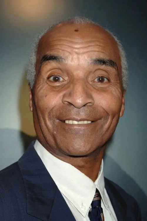 Actor Kenny Lynch