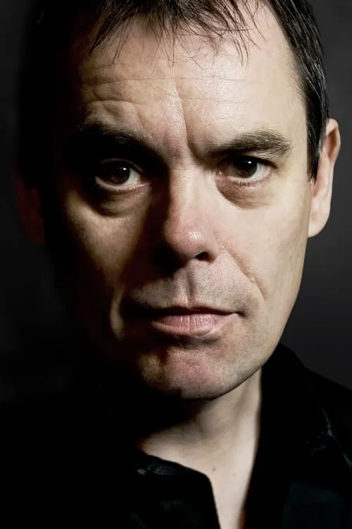 Kevin Eldon en el reparto