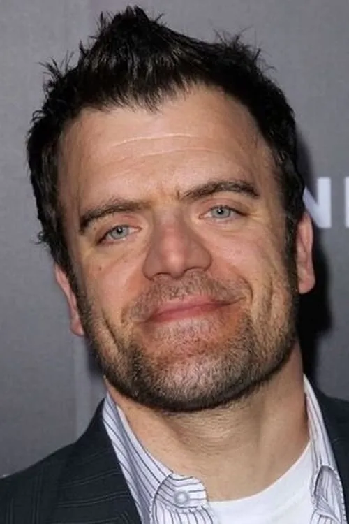 Actor Kevin Weisman