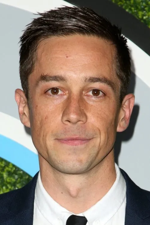 Killian Scott interpretando a Harry Fox