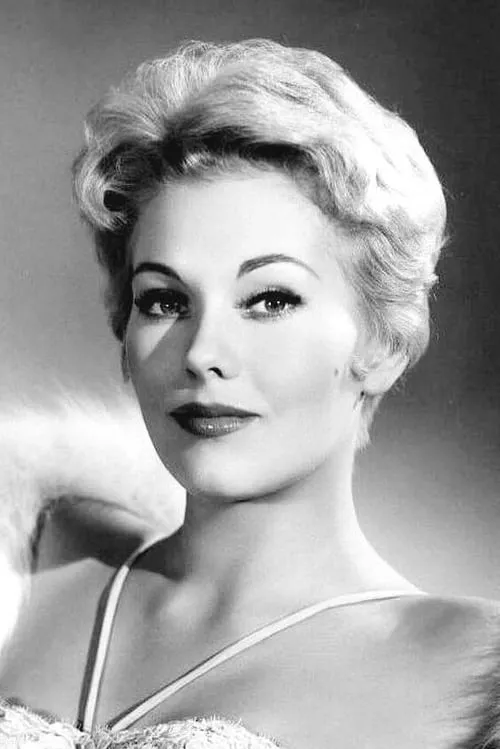 Kim Novak en el reparto