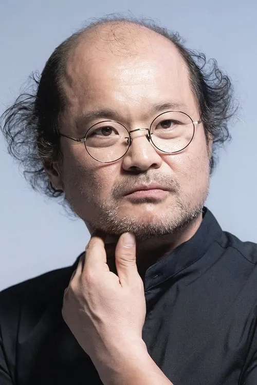 Kim Sang-ho interpretando a Ma Deok-soo