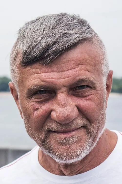 Actor Kostiantyn Linartovych