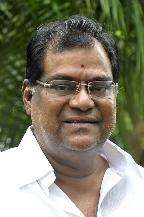 Kota Srinivasa Rao interpretando a Joginadham