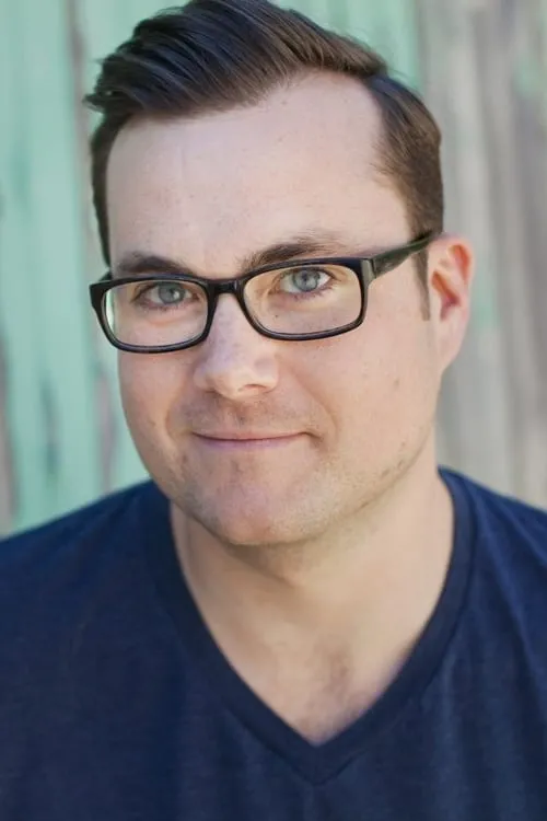 Kristian Bruun interpretando a Kevin