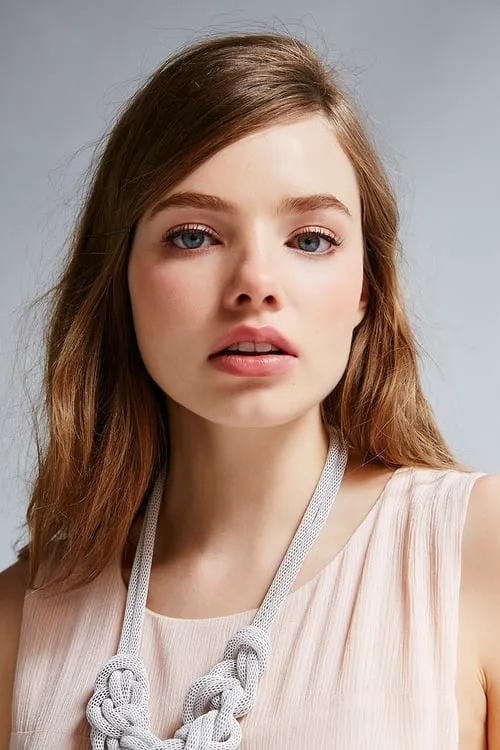 Jenna Goforth ha trabajado con Kristine Froseth en 1 ocasiones