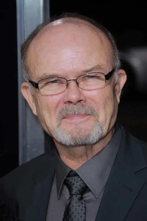 Kurtwood Smith interpretando a Myron Castleman