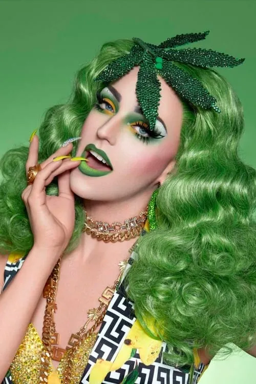 Laganja Estranja interpretando a Himself