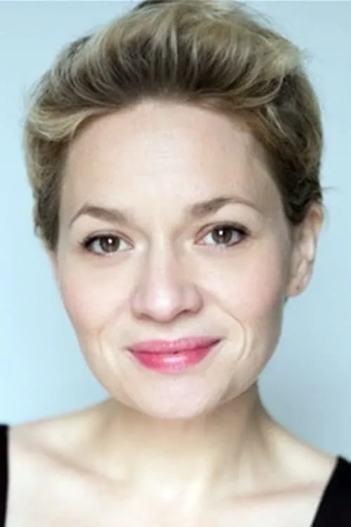 Actor Lara Neumann