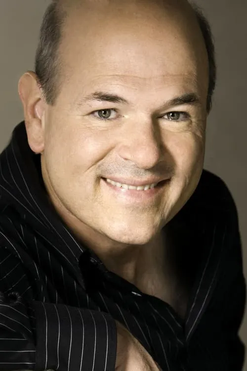 Larry Miller interpretando a Peter Vondra