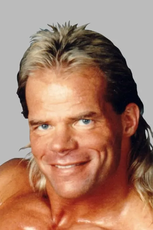 Larry Pfohl interpretando a Lex Luger