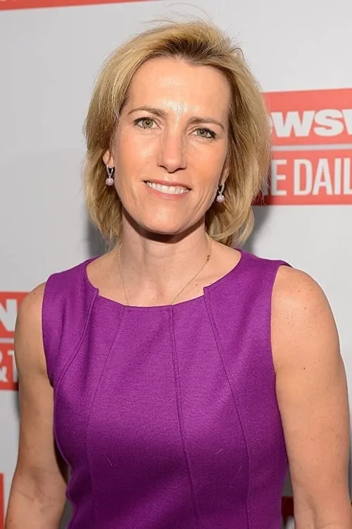 Laura Ingraham interpretando a Self, radio host