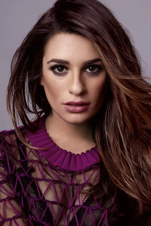 Lea Michele interpretando a Self