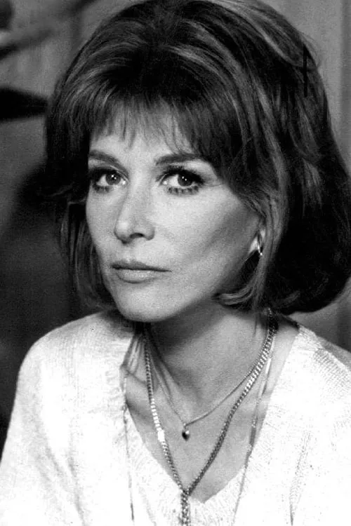 Lee Grant interpretando a Self