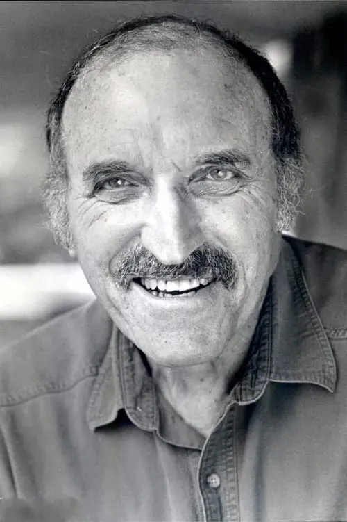 Actor Len Lesser