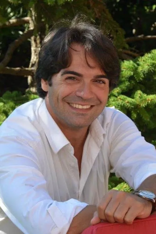 Actor Leonardo Caimi