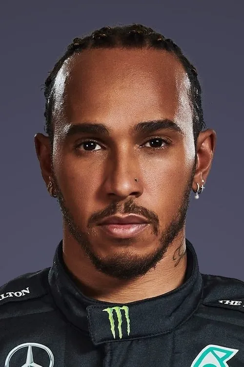 Lewis Hamilton interpretando a Self