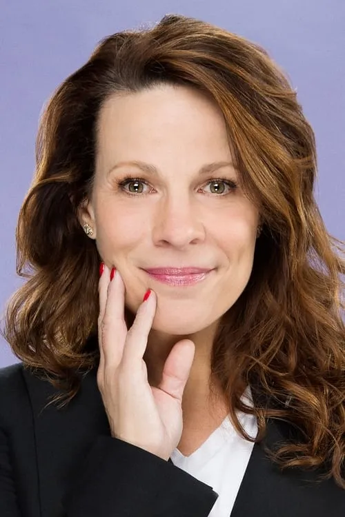 Lili Taylor interpretando a Ms. Markovi