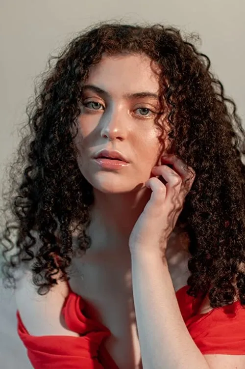 Foto de perfil del actor Lilla Crawford en el reparto