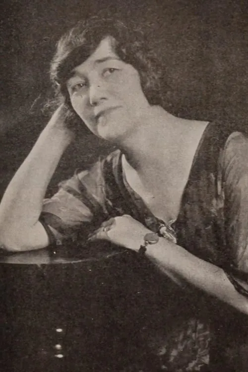 Actor Lillian Case Russell