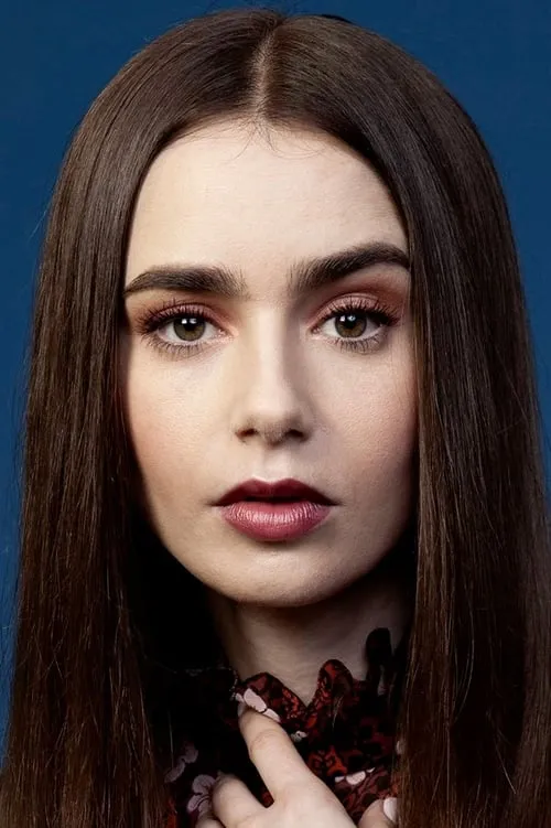 Lily Collins interpretando a Clary Fray