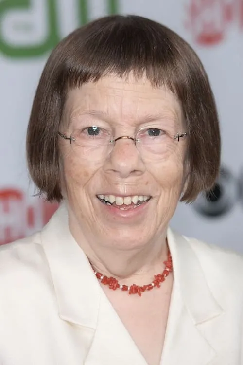 Linda Hunt interpretando a Narrator